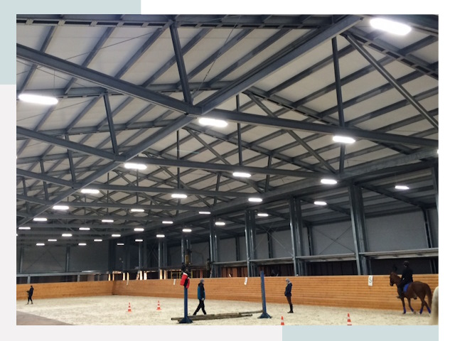 Строительство конных манежей от 611 руб в Узловая
